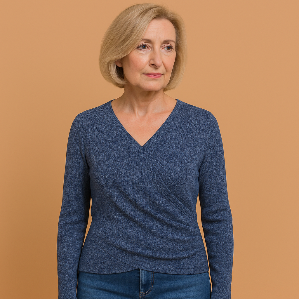 Aliné™ | Soft shimmer knit top